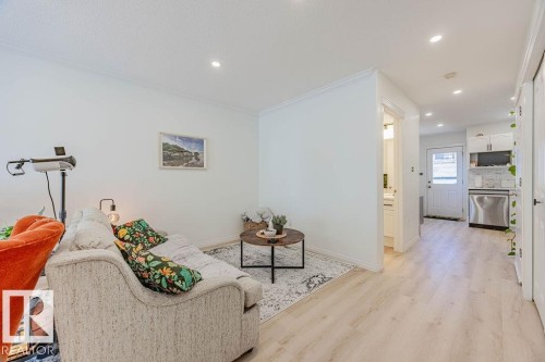 12828 126 Street, Edmonton, AB - Indoor