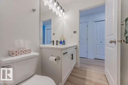 12828 126 Street, Edmonton, AB - Indoor Photo Showing Bathroom