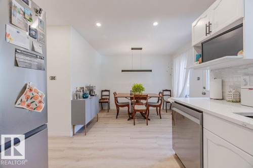 12828 126 Street, Edmonton, AB - Indoor Photo Showing Kitchen