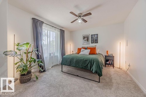 12828 126 Street, Edmonton, AB - Indoor Photo Showing Bedroom