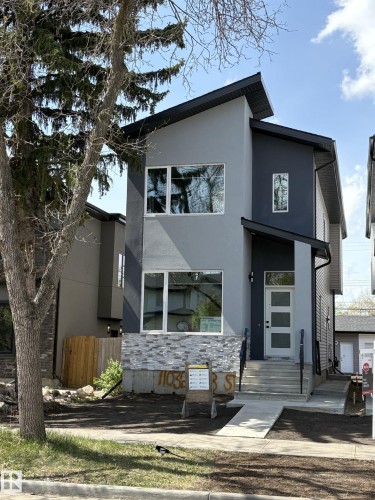 11032 128 Street, Edmonton, AB - Outdoor