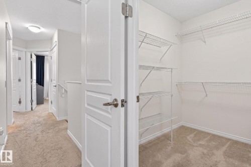 21722 99A Avenue Nw, Edmonton, AB - Indoor With Storage