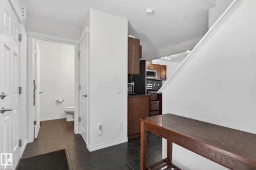 21722 99A Avenue Nw, Edmonton, AB - Indoor Photo Showing Other Room