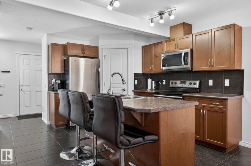 21722 99A Avenue Nw, Edmonton, AB - Indoor Photo Showing Kitchen