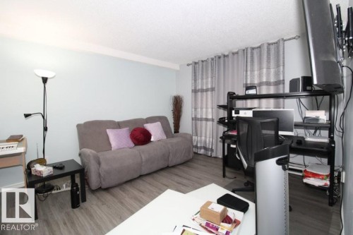 104 1620 48 St Nw, Edmonton, AB - Indoor