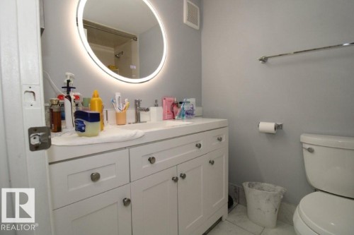 104 1620 48 St Nw, Edmonton, AB - Indoor Photo Showing Bathroom