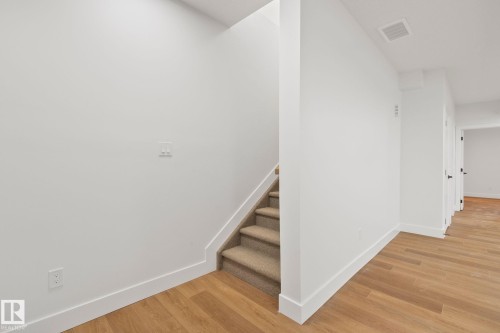 11036 128 Street, Edmonton, AB - Indoor Photo Showing Other Room