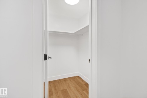 11036 128 Street, Edmonton, AB - Indoor
