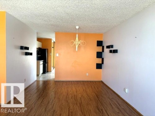 241 Oeming Road, Edmonton, AB - Indoor Photo Showing Other Room