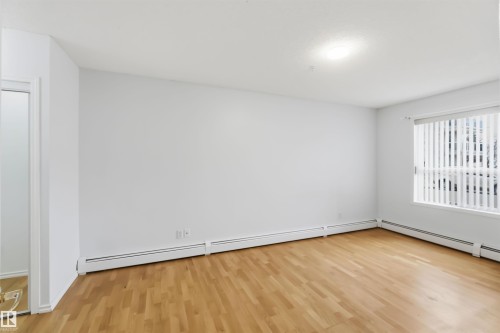 101 9760 174 Street, Edmonton, AB - Indoor Photo Showing Other Room