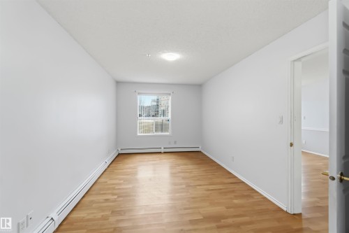 101 9760 174 Street, Edmonton, AB - Indoor Photo Showing Other Room