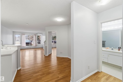 101 9760 174 Street, Edmonton, AB - Indoor
