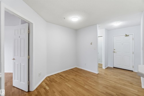 101 9760 174 Street, Edmonton, AB - Indoor Photo Showing Other Room
