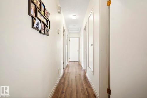10649 67 Avenue, Edmonton, AB - Indoor Photo Showing Other Room