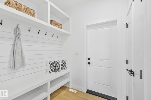 161 Graybriar Drive, Stony Plain, AB - Indoor Photo Showing Other Room