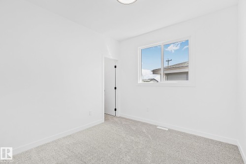 161 Graybriar Drive, Stony Plain, AB - Indoor Photo Showing Other Room