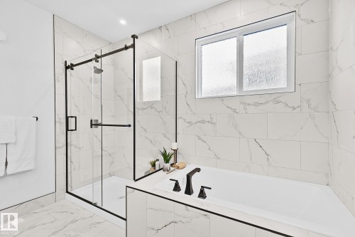 161 Graybriar Drive, Stony Plain, AB - Indoor Photo Showing Bathroom
