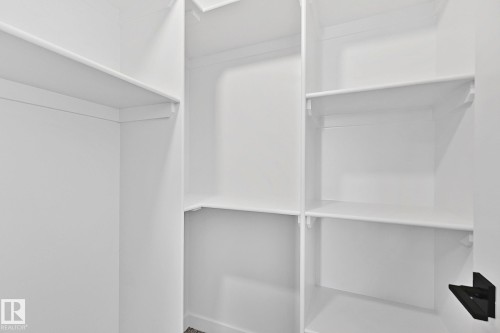 161 Graybriar Drive, Stony Plain, AB - Indoor With Storage