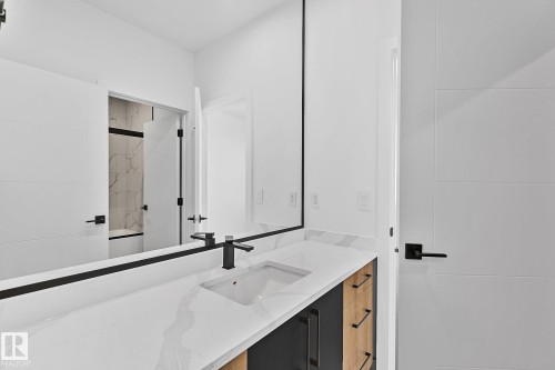 161 Graybriar Drive, Stony Plain, AB - Indoor Photo Showing Bathroom