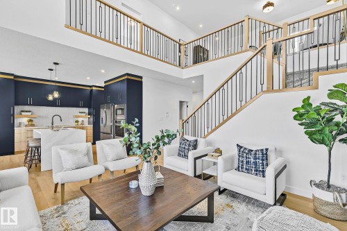 161 Graybriar Drive, Stony Plain, AB - Indoor Photo Showing Living Room