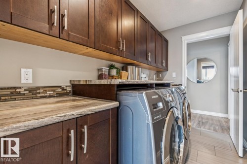 12513 120 Avenue, Edmonton, AB - Indoor Photo Showing Laundry Room