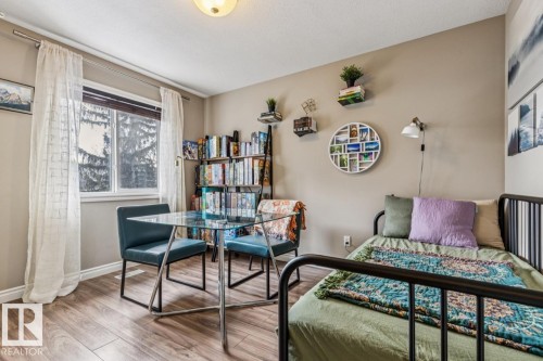 12513 120 Avenue, Edmonton, AB - Indoor