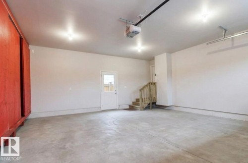 12513 120 Avenue, Edmonton, AB - Indoor