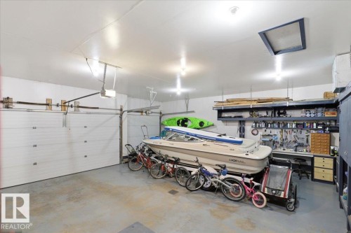 72 Beach Ave, Rural Leduc County, AB - Indoor Photo Showing Garage