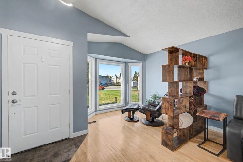 4109 44 Avenue, Stony Plain, AB - Indoor