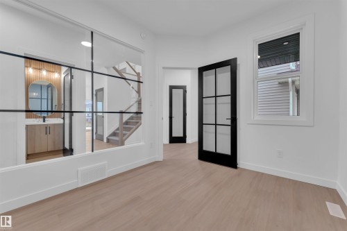 21 Axelwood Crescent, Spruce Grove, AB - Indoor Photo Showing Other Room