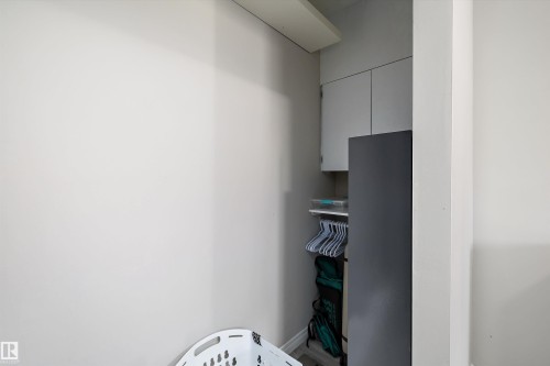 Integrated built-in cabinetry provides storage solutions - 4908 49 Avenue, Onoway, AB - Indoor