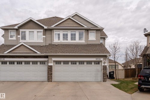 9538 Simpson Court, Edmonton, AB - Outdoor With Facade