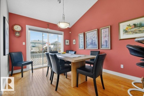 11686 15 Avenue, Edmonton, AB - Indoor Photo Showing Dining Room