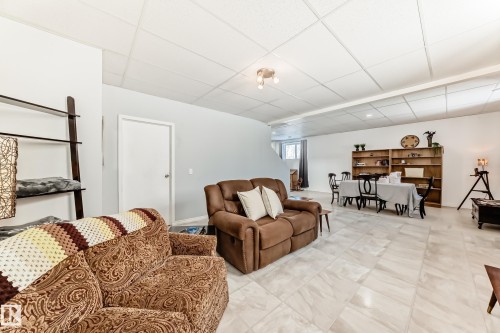 8 54514 Rr12, Rural Lac Ste. Anne County, AB - Indoor