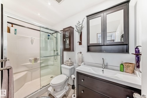 8 54514 Rr12, Rural Lac Ste. Anne County, AB - Indoor Photo Showing Bathroom