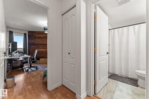 311 9640 105 Street, Edmonton, AB - Indoor