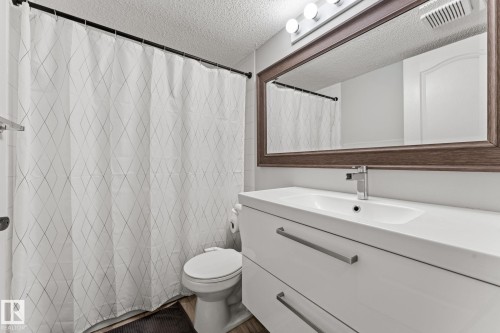 311 9640 105 Street, Edmonton, AB - Indoor Photo Showing Bathroom