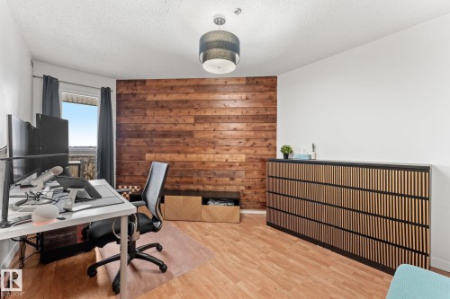 311 9640 105 Street, Edmonton, AB - Indoor Photo Showing Office