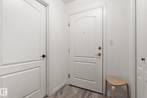 311 9640 105 Street, Edmonton, AB - Indoor Photo Showing Other Room
