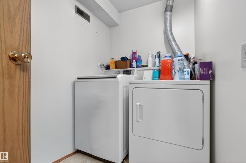 9347 175 Avenue, Edmonton, AB - Indoor Photo Showing Laundry Room