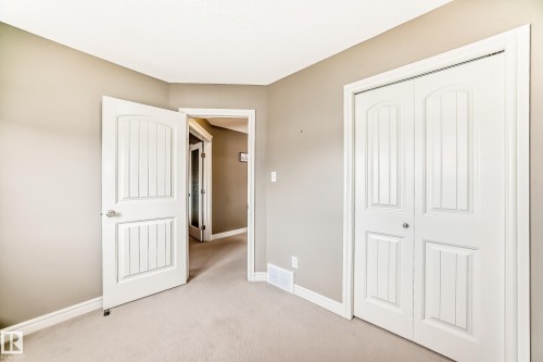 26 South Creek Wynd, Stony Plain, AB - Indoor