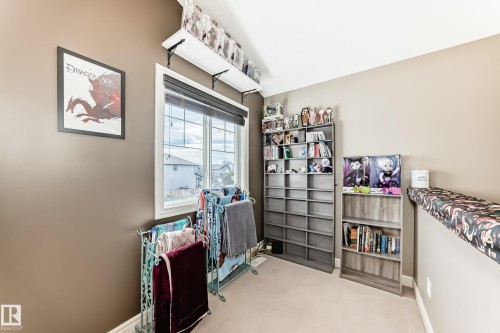 26 South Creek Wynd, Stony Plain, AB - Indoor