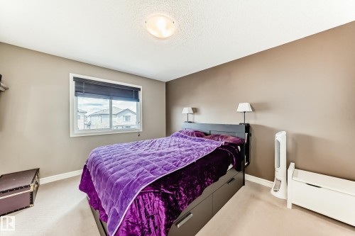 26 South Creek Wynd, Stony Plain, AB - Indoor Photo Showing Bedroom
