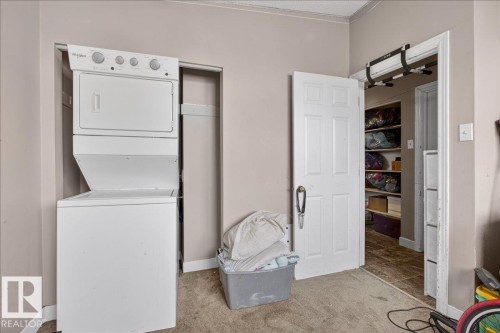 12725–12727 83 St, Edmonton, AB - Indoor Photo Showing Laundry Room