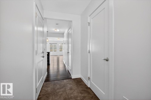 20315 43 Avenue, Edmonton, AB - Indoor Photo Showing Other Room