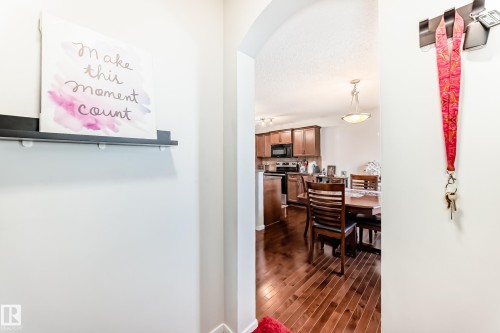 115 60 Street, Edmonton, AB - Indoor