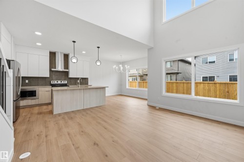 3048 Dixon Landing Landing, Edmonton, AB - Indoor Photo Showing Kitchen With Stainless Steel Kitchen With Upgraded Kitchen