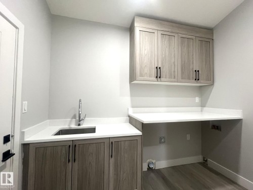 261 Meadowview Drive, Fort Saskatchewan, AB - Indoor Photo Showing Laundry Room