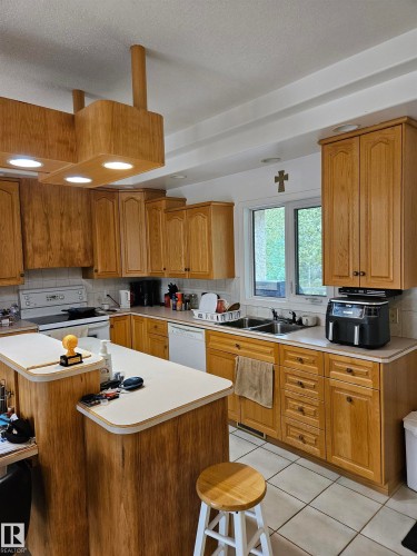 4317 53 Street, St. Paul Town, AB - Indoor Photo Showing Kitchen With Double Sink