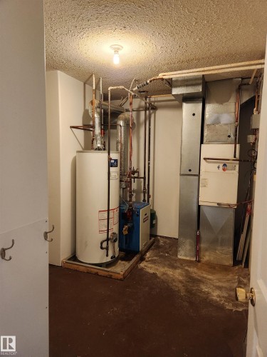 4317 53 Street, St. Paul Town, AB - Indoor Photo Showing Basement